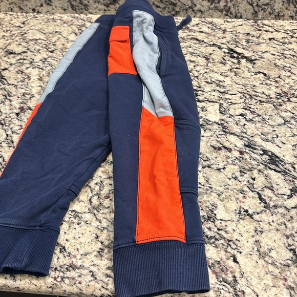 Hanna Andersson Joggers, Size 5, Great Condition, Navy with Color Block on Side - Picture 9 of 9